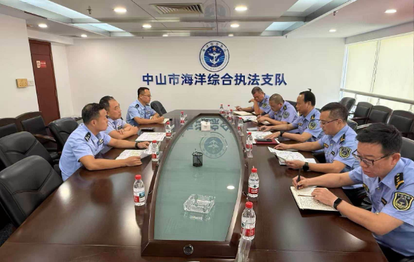 会议照片.jpg